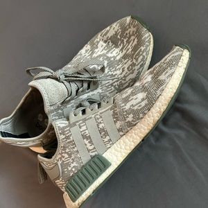 Adidas Men's NMD R1: Men’s 10 in Green/ Sesame